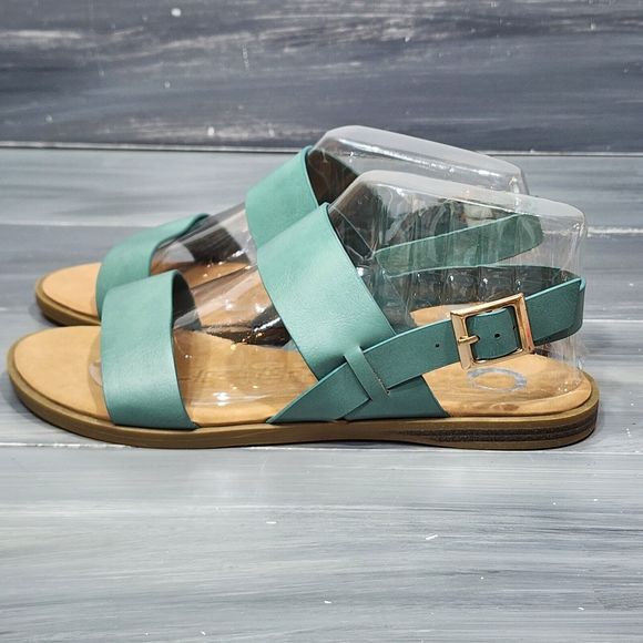 Journee Lavine Sandals Size 7 Blue Wide Strap‎ Gold Tone Buckle Flat Cushioned - Picture 3 of 11